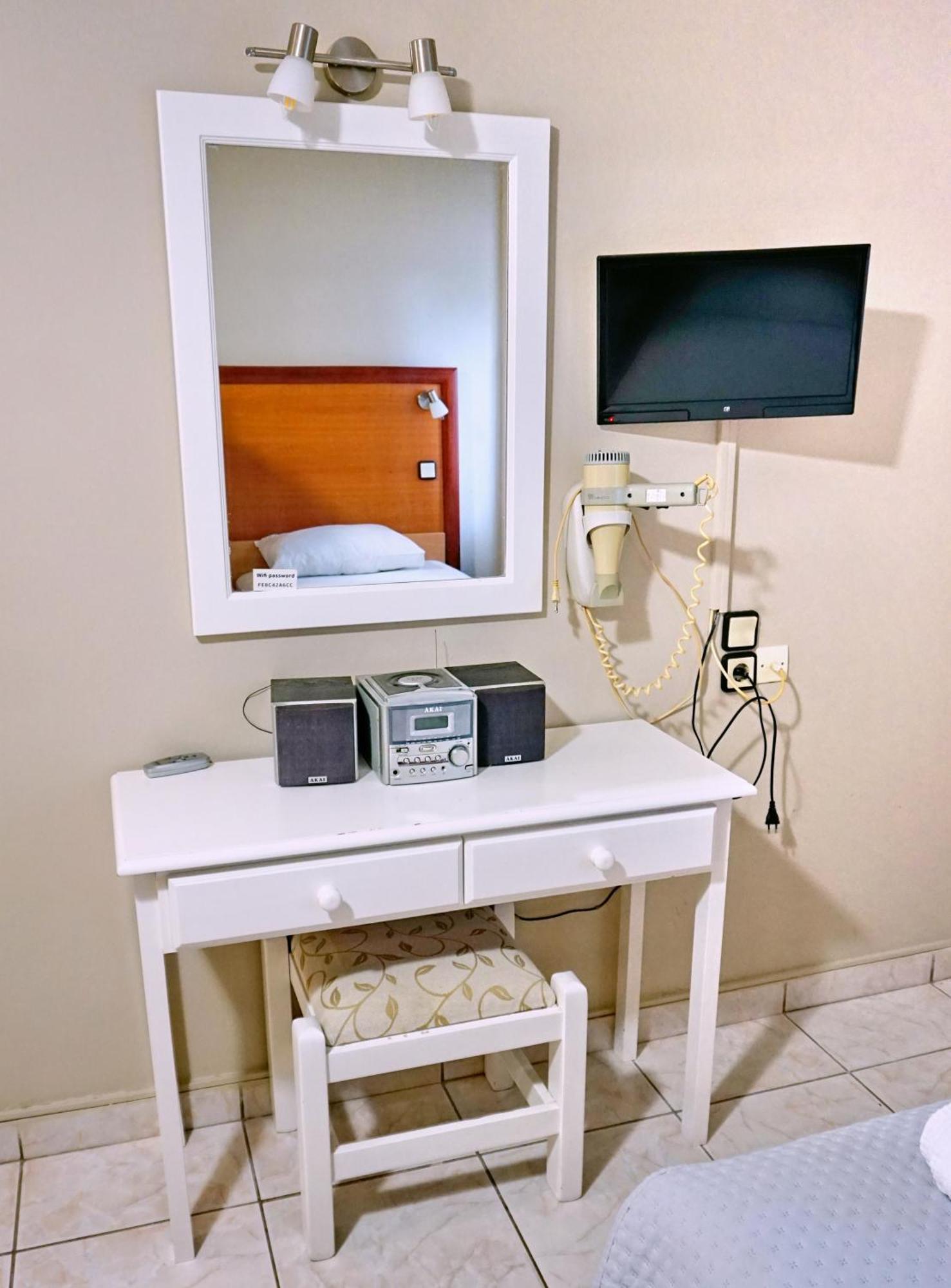 Sourada Studios Mytilene Ngoại thất bức ảnh