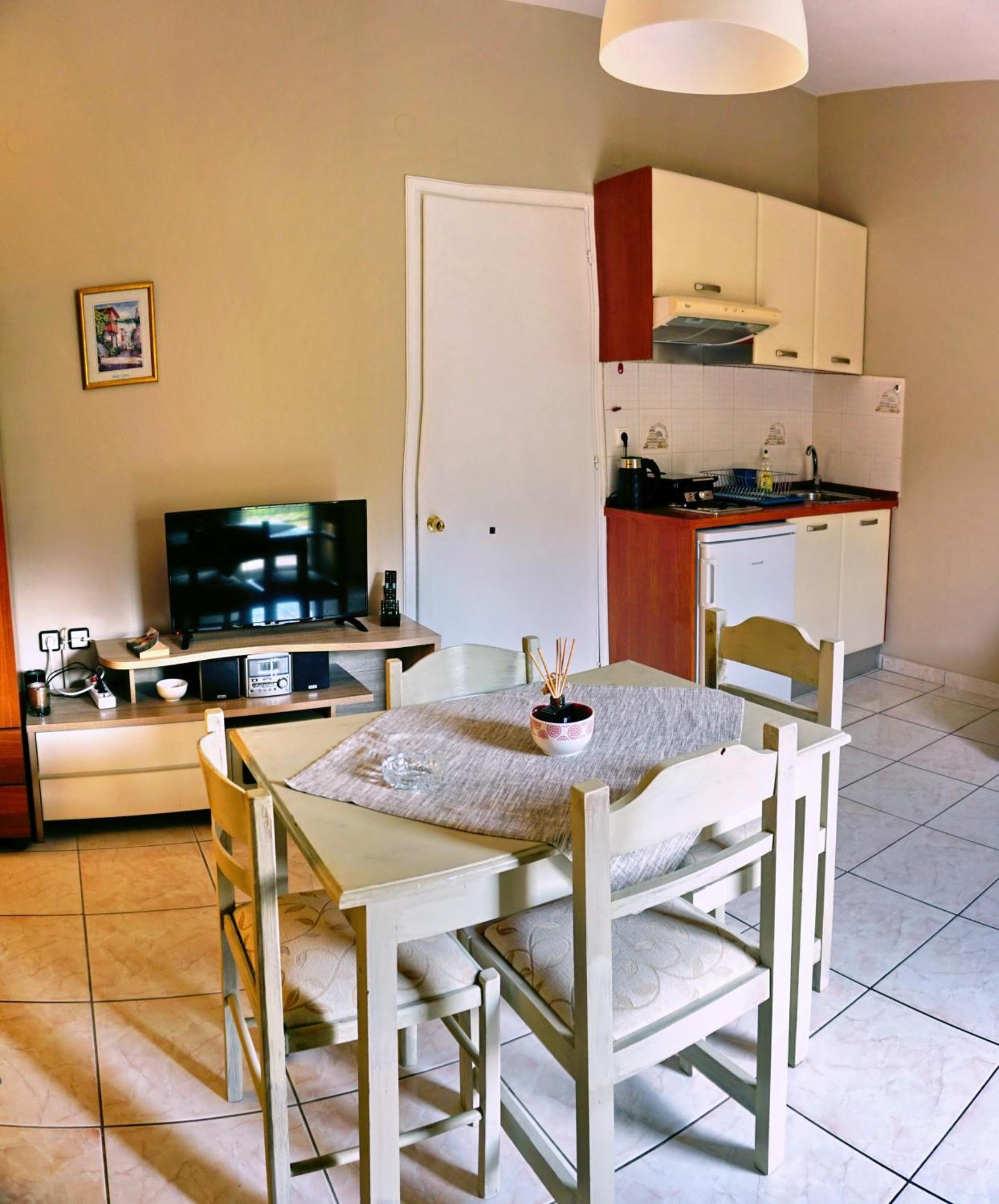 Sourada Studios Mytilene Ngoại thất bức ảnh