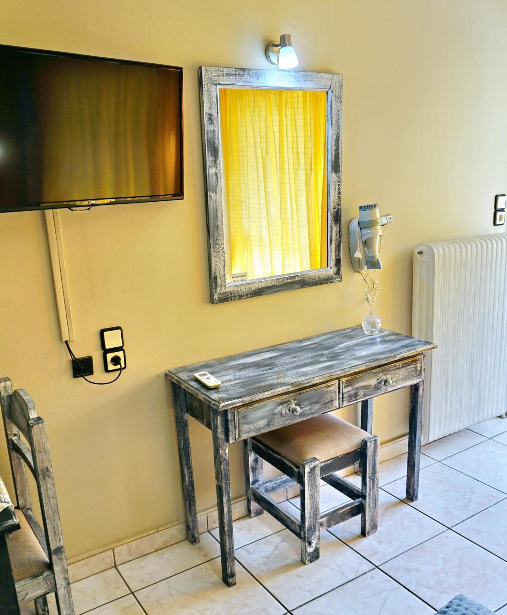 Sourada Studios Mytilene Ngoại thất bức ảnh